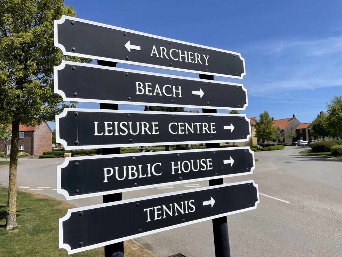 Echo Beach Filey Bagian luar foto